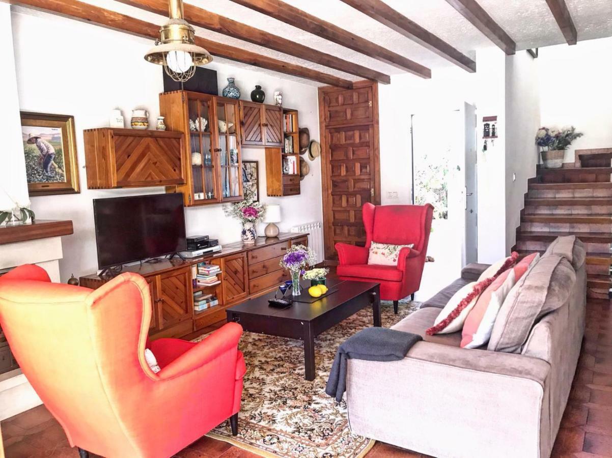 Beachfront Oasis In Costa Del Sol. كاليتا دي فيليز المظهر الخارجي الصورة