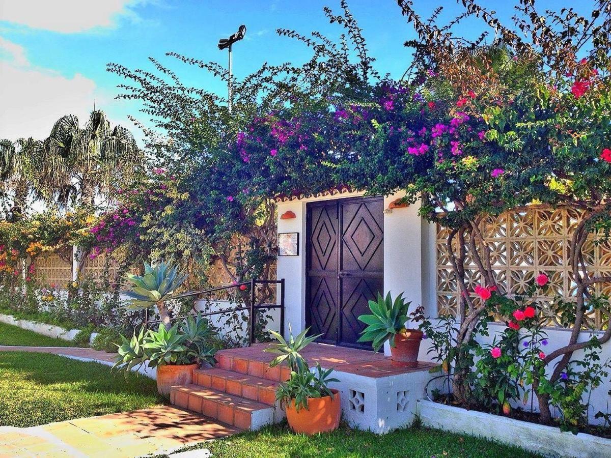 Beachfront Oasis In Costa Del Sol. كاليتا دي فيليز المظهر الخارجي الصورة